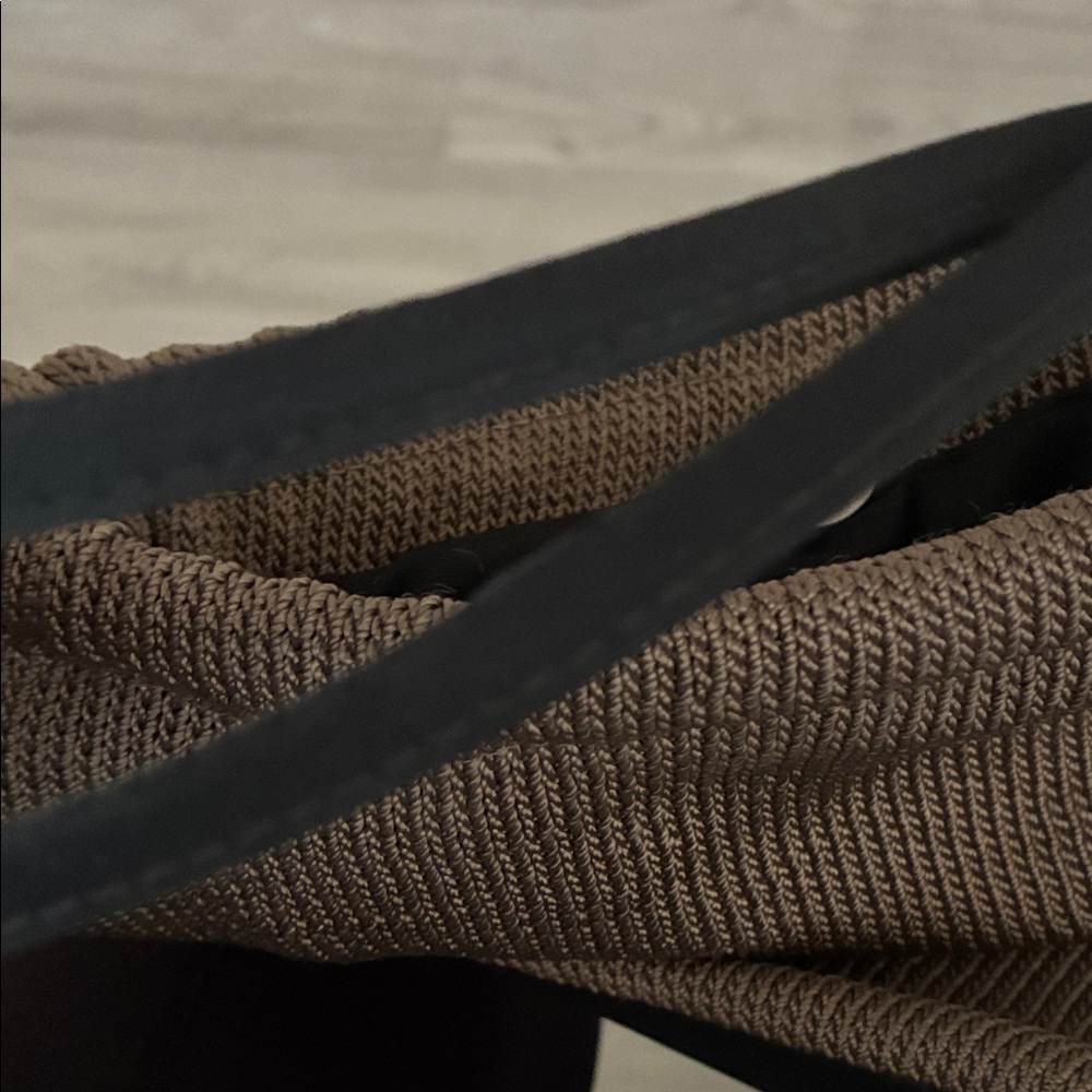 The Sak Brown Knit Shoulder Bag - Picture 4 of 7